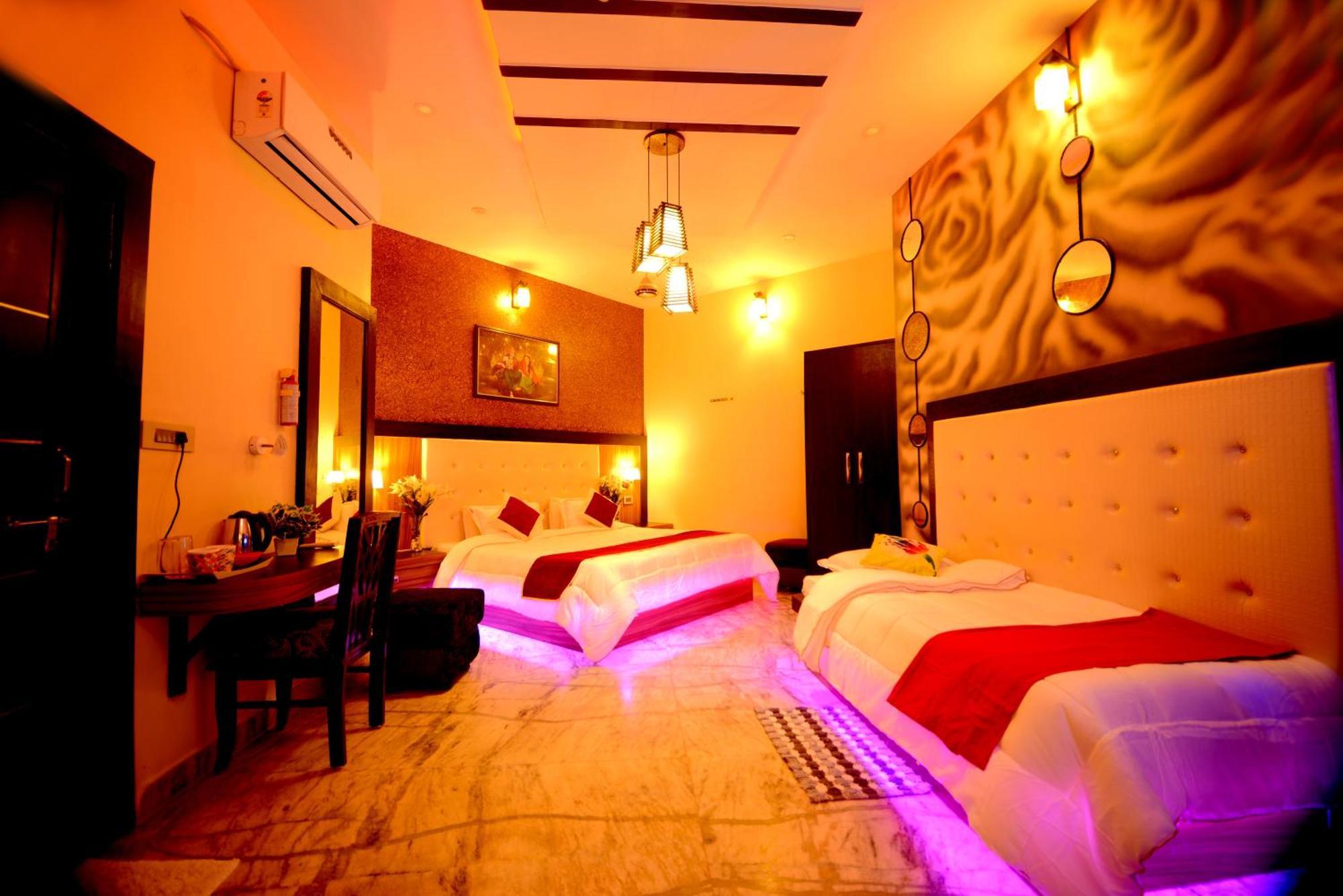Aman Homestay Agra  Buitenkant foto