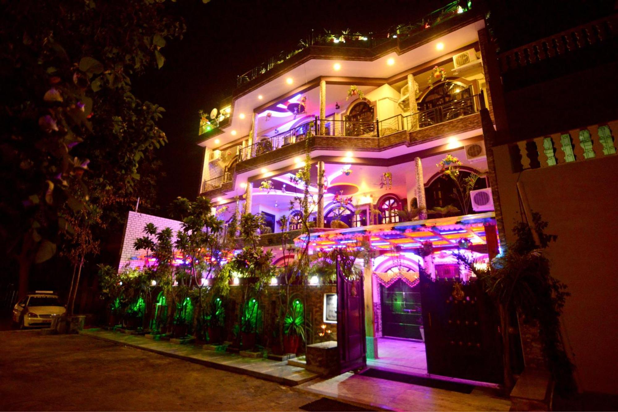 Aman Homestay Agra  Buitenkant foto