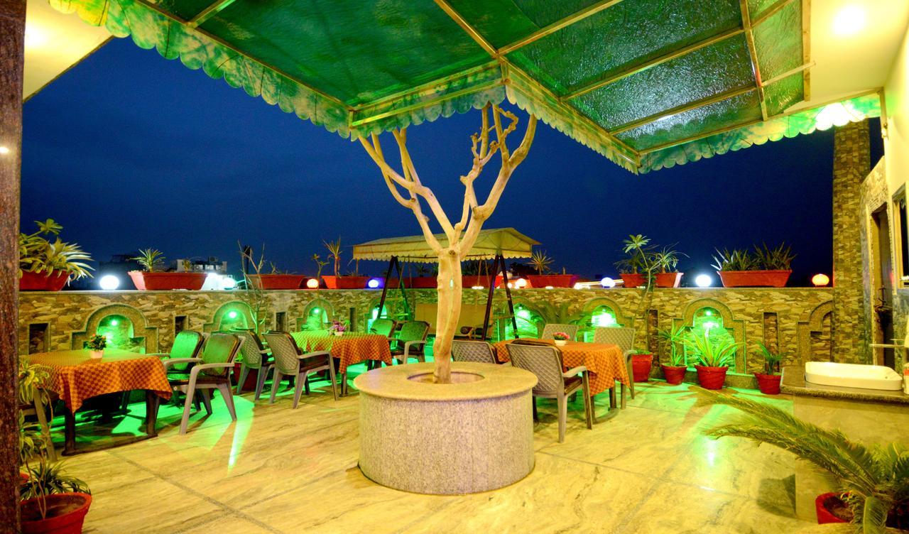 Aman Homestay Agra  Buitenkant foto